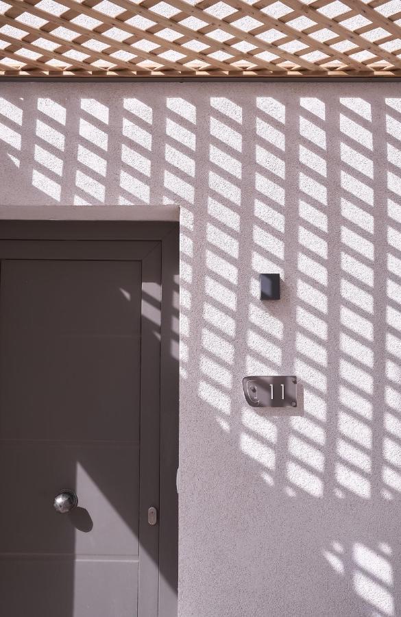 Isida Andros Hotell Áyios Pétros Exteriör bild